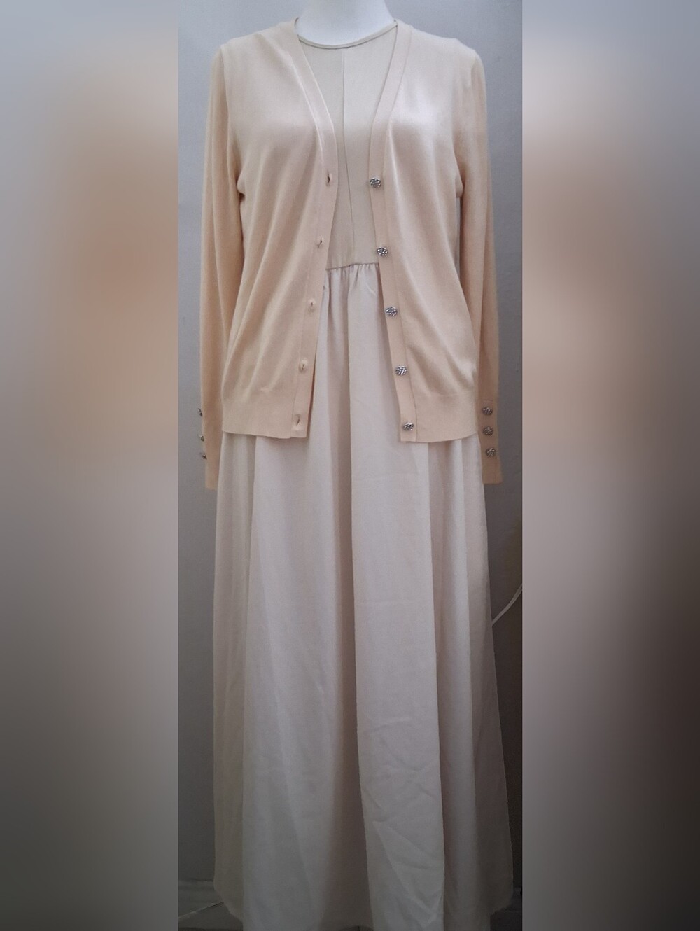 Creamy Combo! Zara Cardigan & MIdi Dress 25$ Sz 8/L